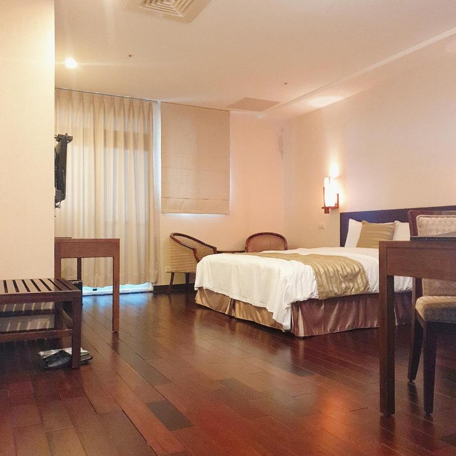 9 Hotel Синдиен Екстериор снимка