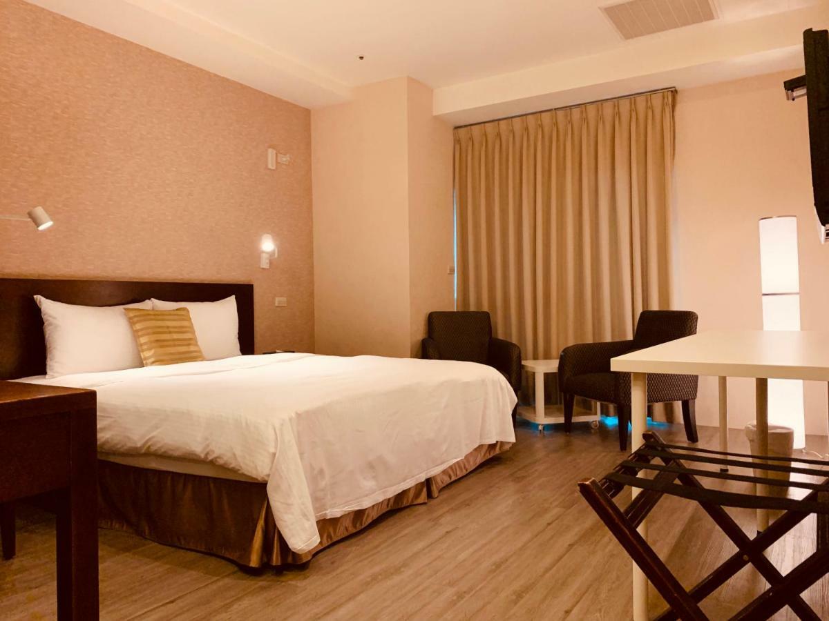 9 Hotel Синдиен Екстериор снимка
