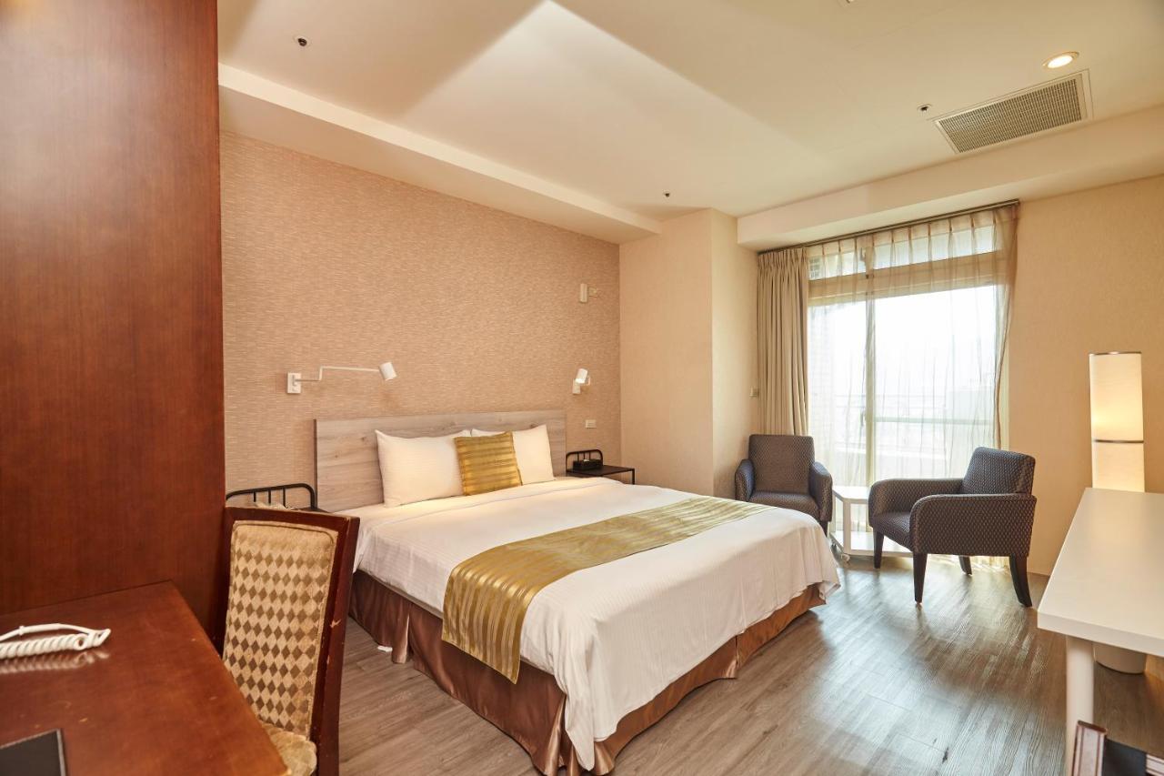 9 Hotel Синдиен Екстериор снимка