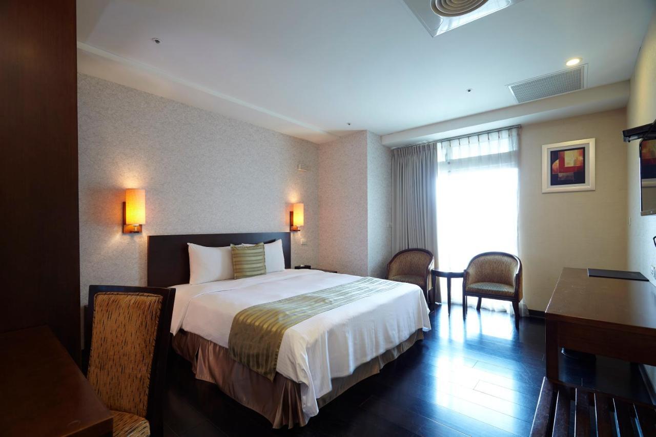 9 Hotel Синдиен Екстериор снимка