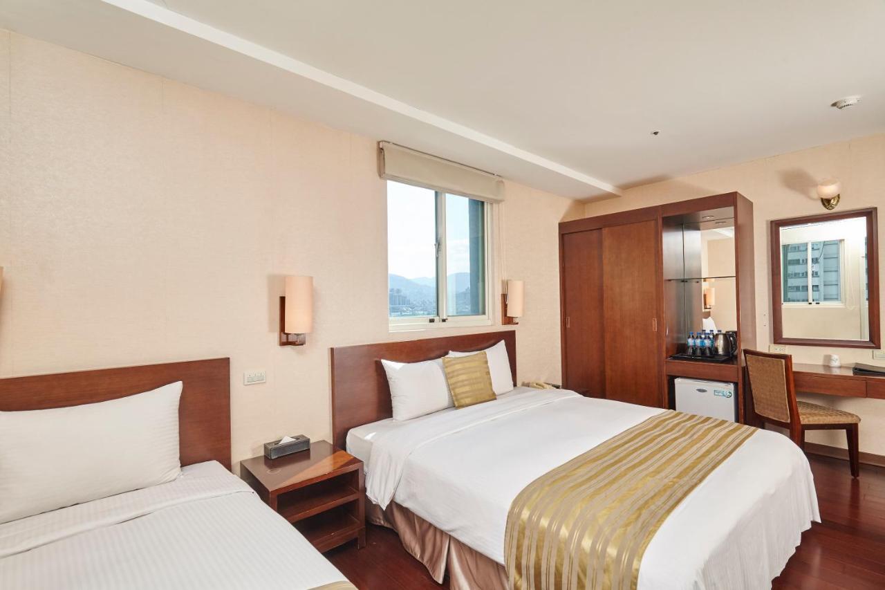 9 Hotel Синдиен Екстериор снимка